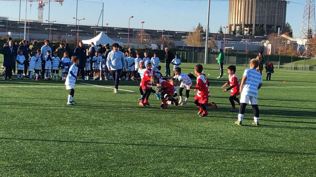 Tournois du Racing et de Bagneux et sélections - photo d'une action des U10