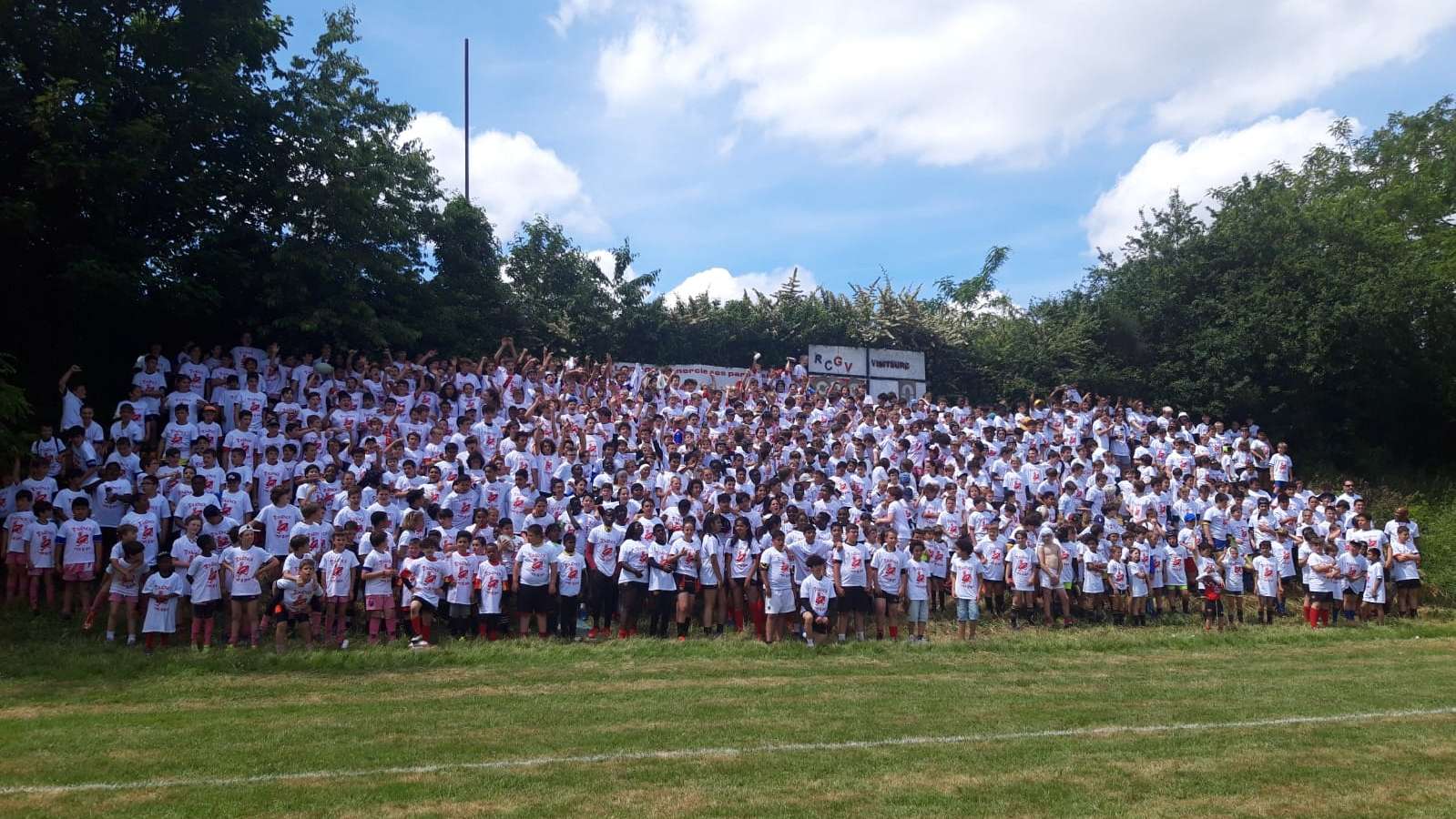 Les U10 s’imposent à Saint-Pol-sur-Mer, résumé du tournoi de Garches - photo de tous les joueurs à garches